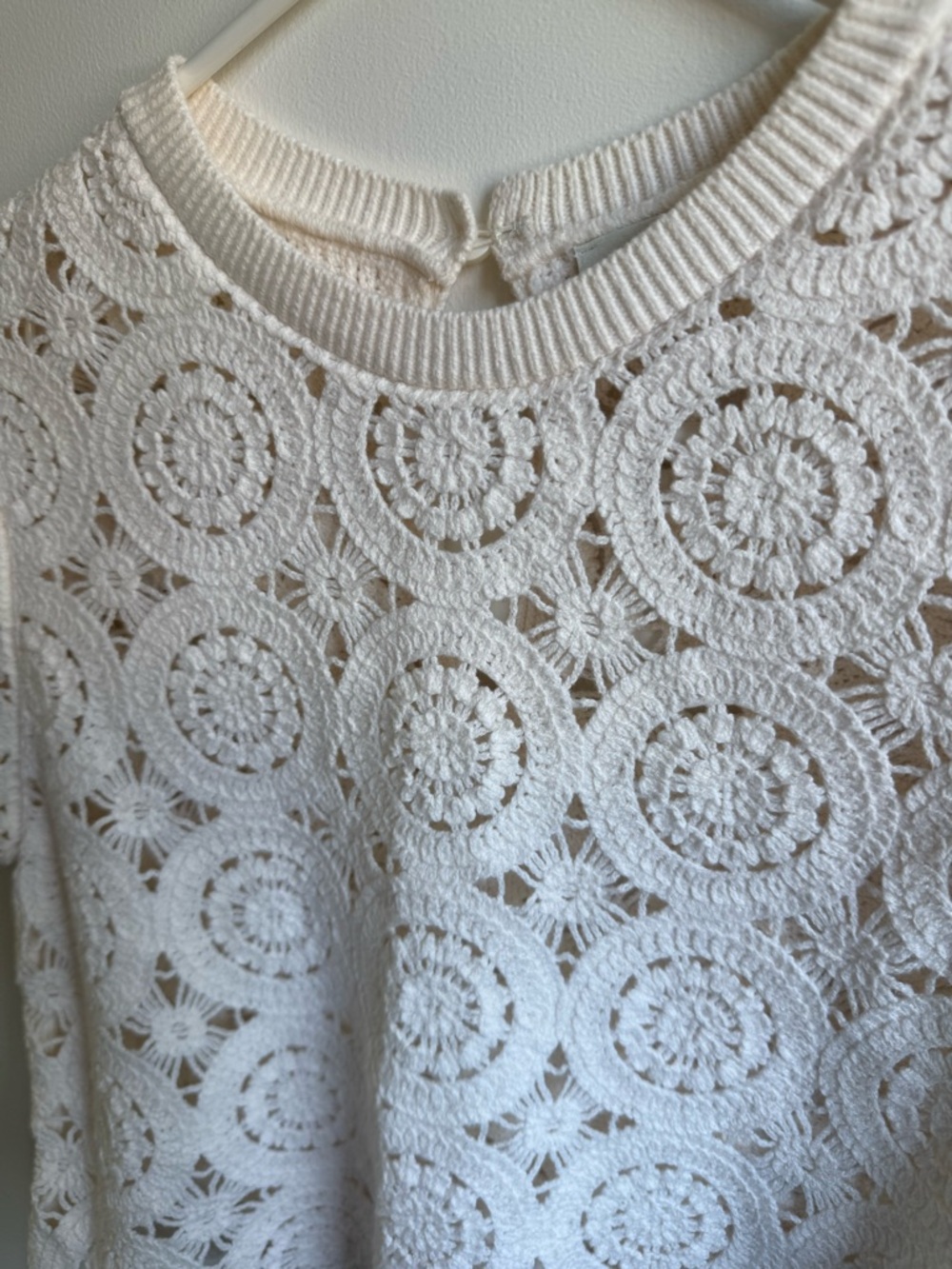 Abercrombie & Fitch White Crochet Lace Mosaic Tile Top Short Sleeve Boho Small - Picture 6 of 12